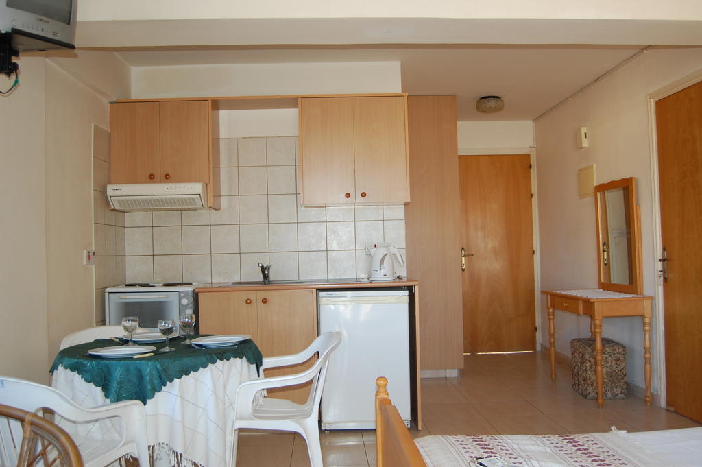 Nicos&Olympia Apartments Polis Quarto foto