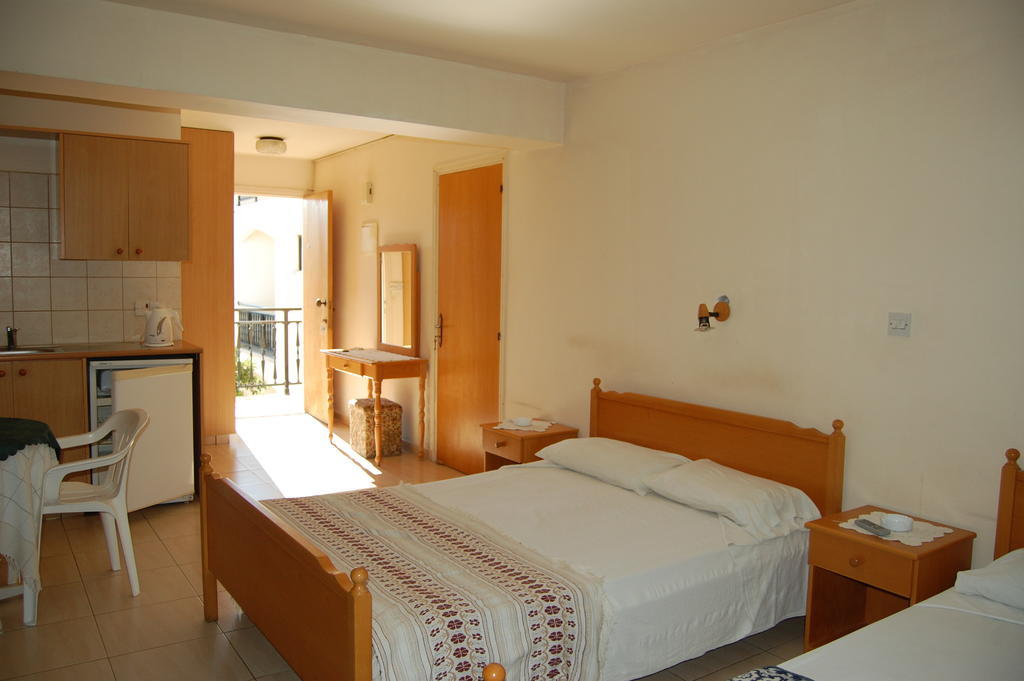 Nicos&Olympia Apartments Polis Quarto foto